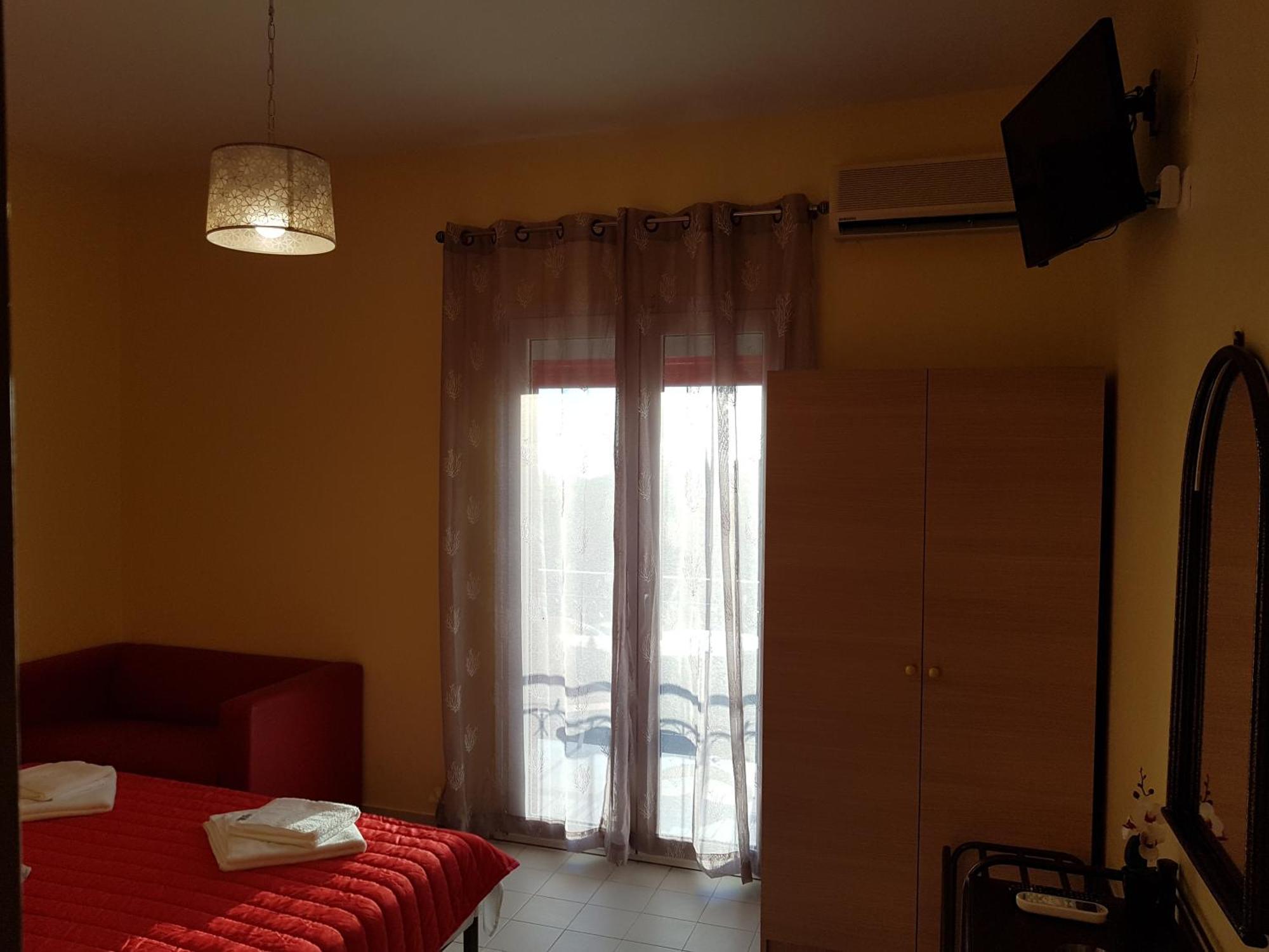 Alexia Ferentinou Apartment ฟิสคาร์โด ภายนอก รูปภาพ